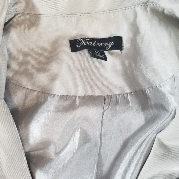 Teaberry Jacket - Picture 2 of 4